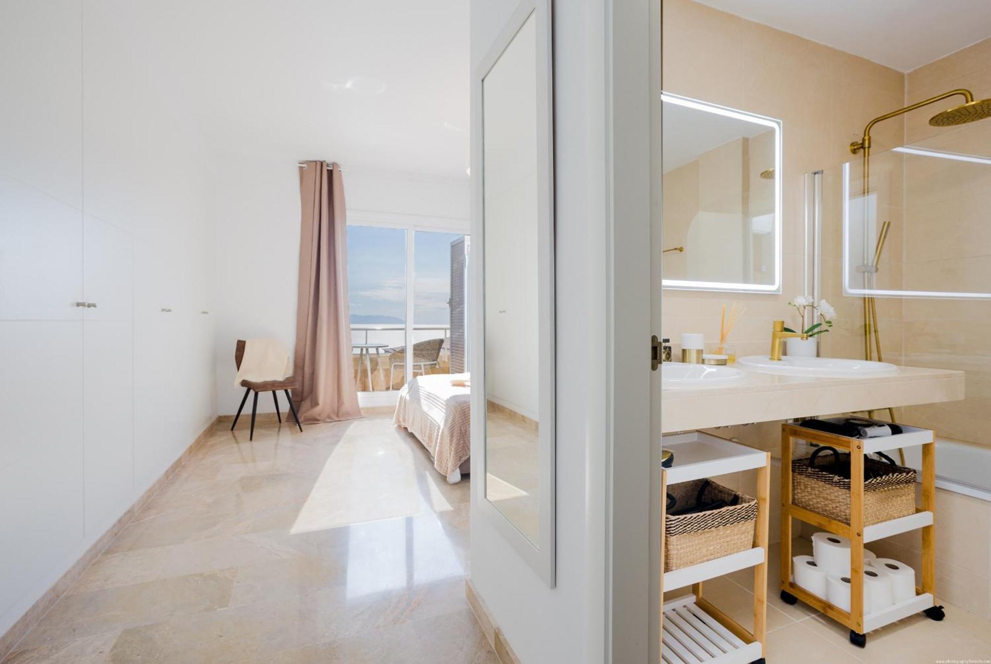 Modern Cozy And Peaceful Holiday Oasis プエルト・デ・サンティアゴ エクステリア 写真